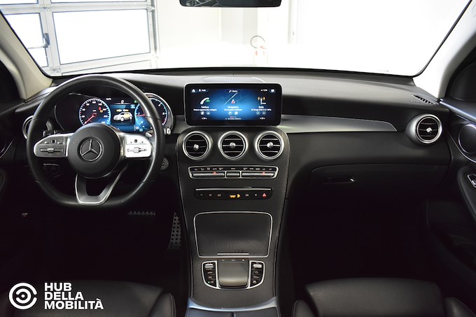 MERCEDES-BENZ GLC 220 d 4Matic Premium Night Edition